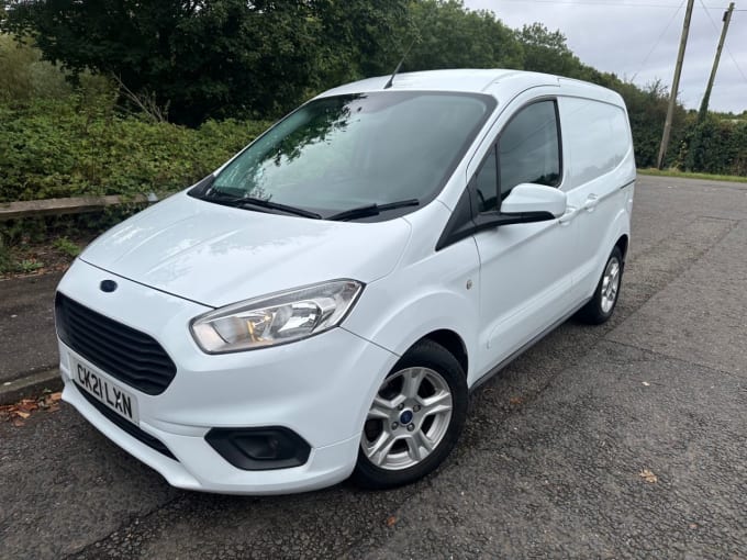 2024 Ford Transit Courier