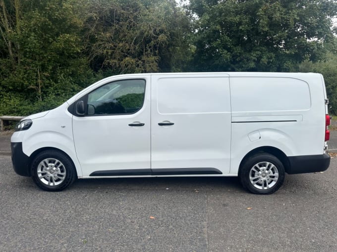 2025 Vauxhall Vivaro