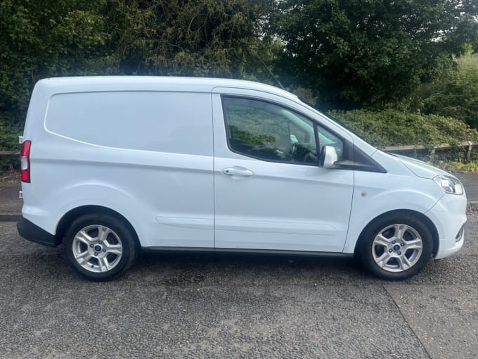 2024 Ford Transit Courier