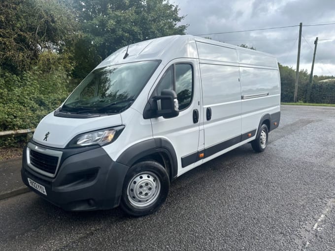 2025 Peugeot Boxer