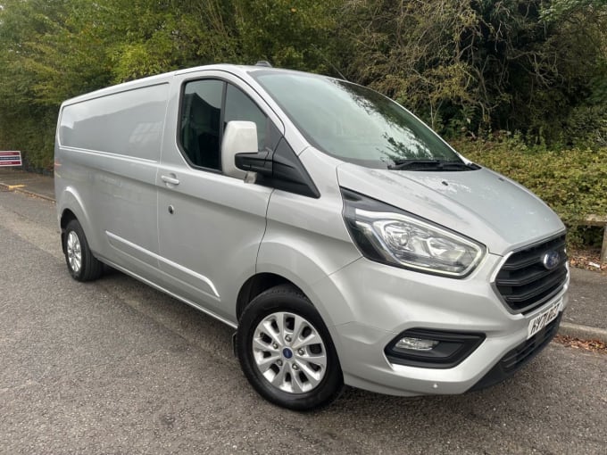 2025 Ford Transit Custom