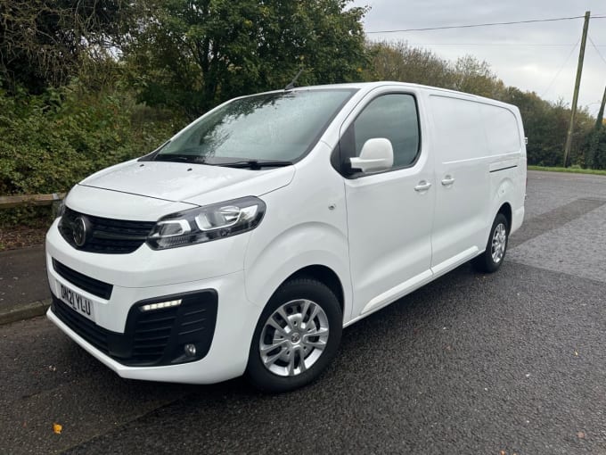 2025 Vauxhall Vivaro