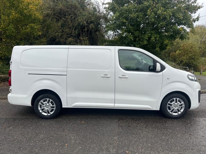 2025 Vauxhall Vivaro