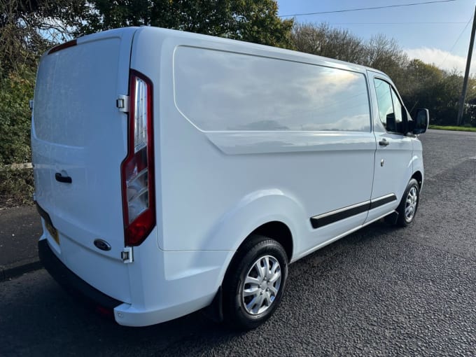 2025 Ford Transit Custom