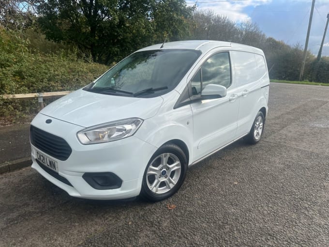 2025 Ford Transit Courier