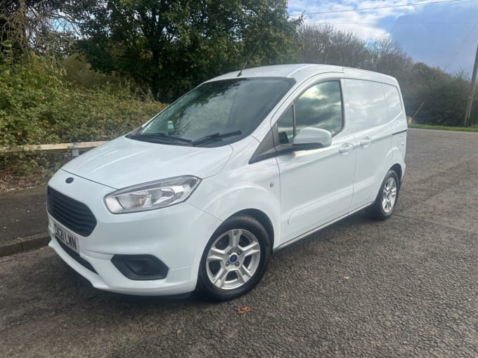 2025 Ford Transit Courier