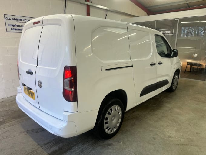 2025 Vauxhall Combo