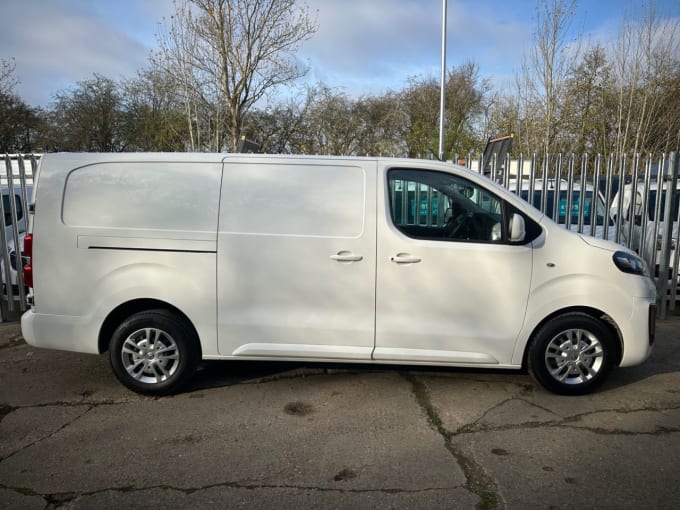 2025 Vauxhall Vivaro