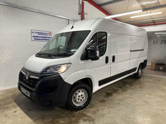 2025 Vauxhall Movano