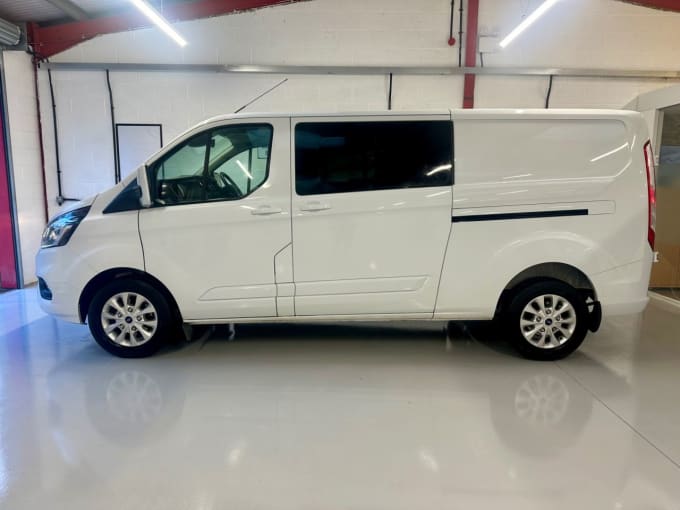 2025 Ford Transit Custom