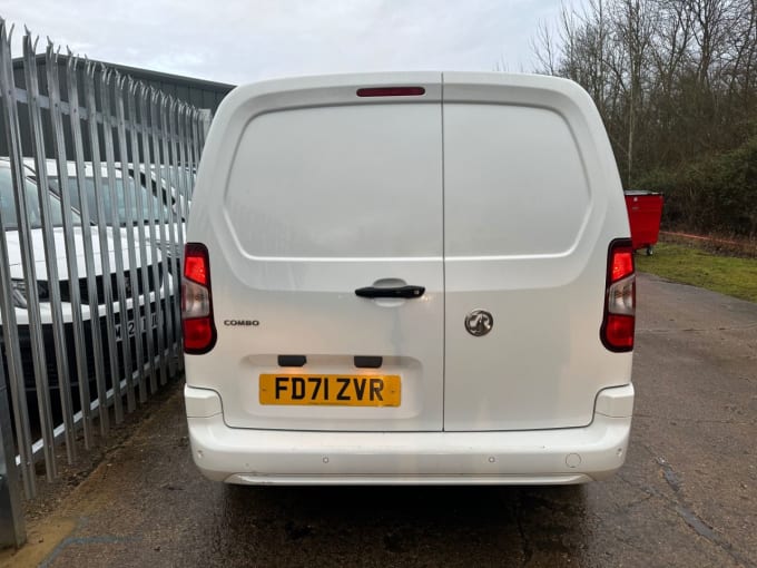 2025 Vauxhall Combo