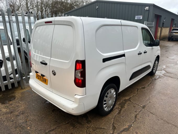 2025 Vauxhall Combo