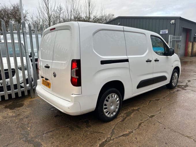 2025 Vauxhall Combo