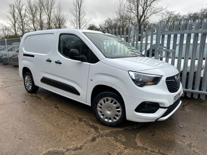 2025 Vauxhall Combo