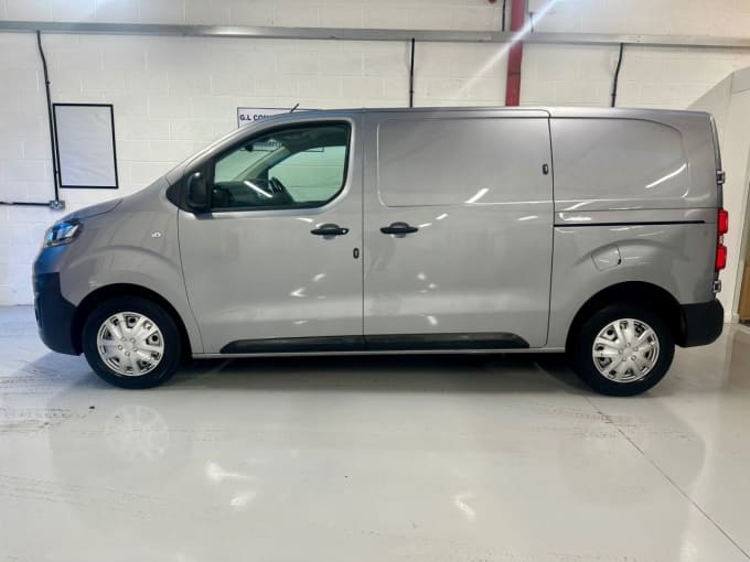 2025 Vauxhall Vivaro