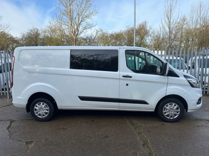 2025 Ford Transit Custom