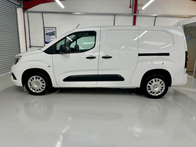 2025 Vauxhall Combo