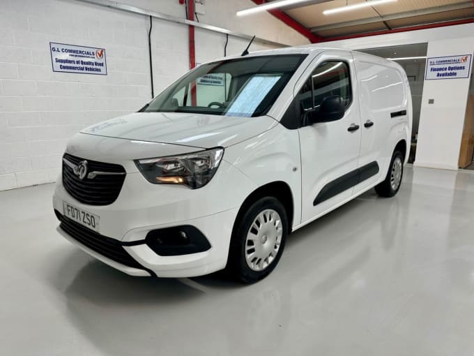 2025 Vauxhall Combo