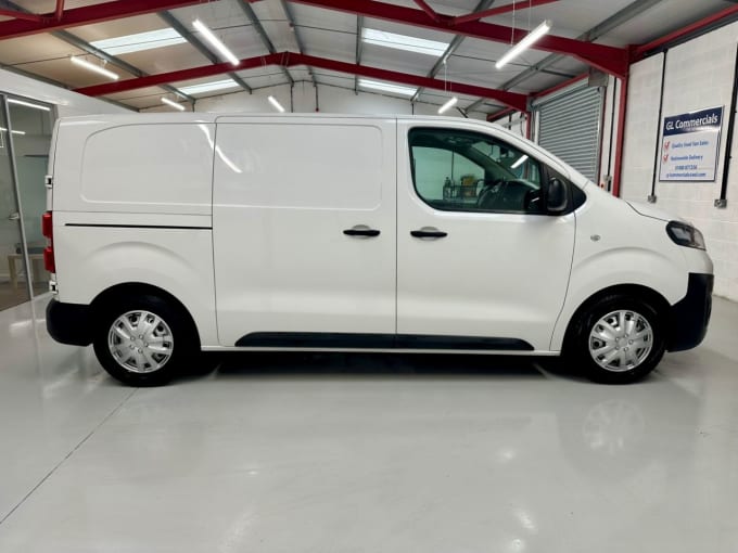 2025 Vauxhall Vivaro