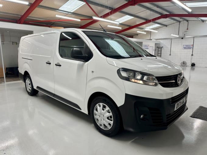 2025 Vauxhall Vivaro