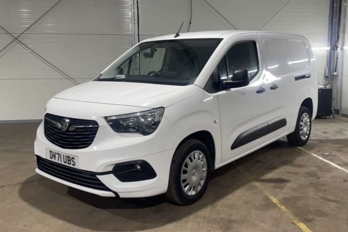 2025 Vauxhall Combo