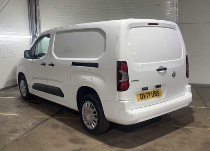 2025 Vauxhall Combo