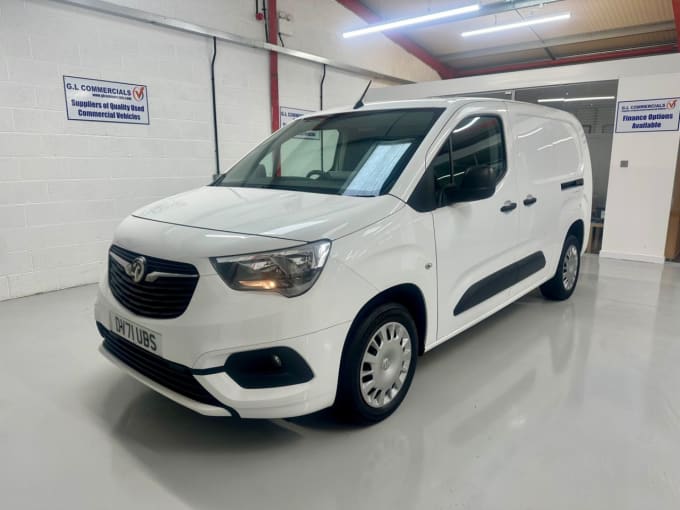 2025 Vauxhall Combo