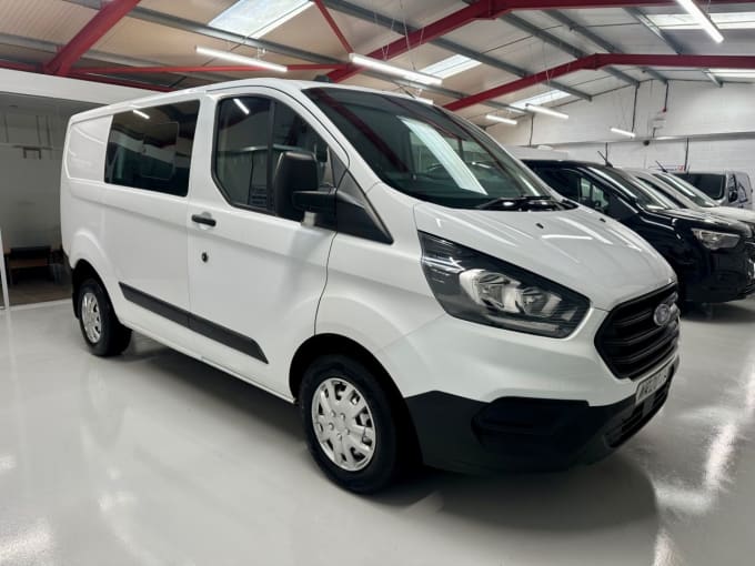 2025 Ford Transit Custom