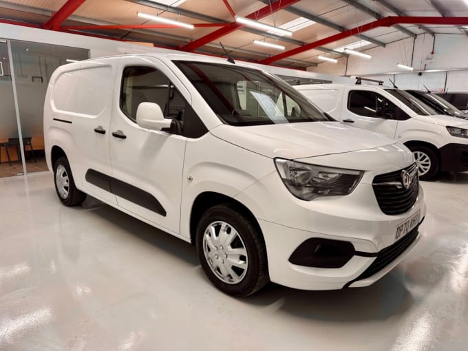 2025 Vauxhall Combo