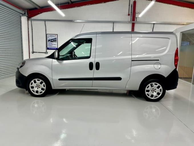 2025 Fiat Doblo