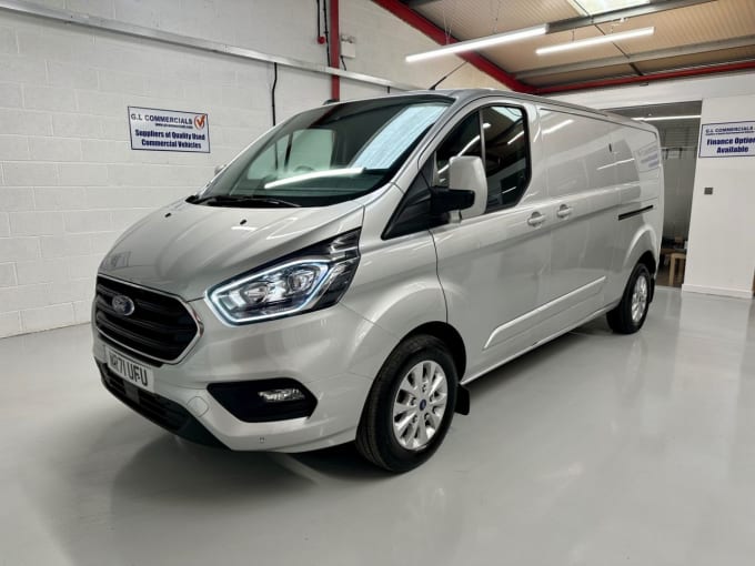 2025 Ford Transit Custom