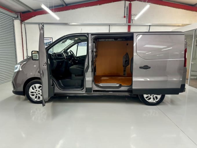 2025 Renault Trafic