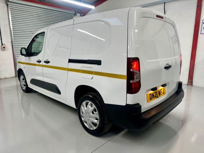 2025 Vauxhall Combo