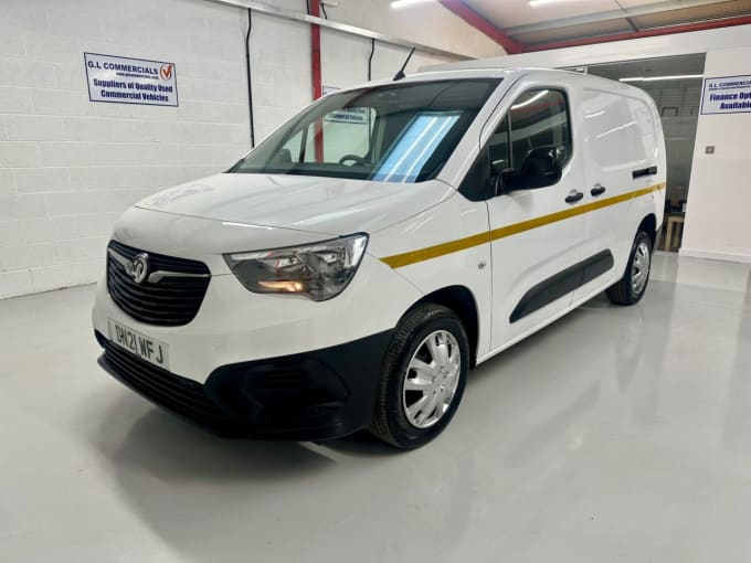 2025 Vauxhall Combo