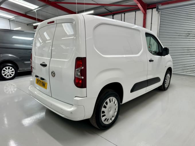 2025 Vauxhall Combo