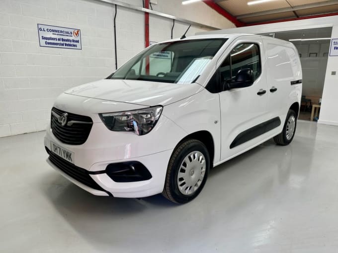 2025 Vauxhall Combo