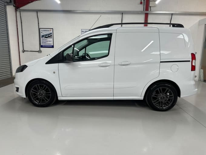 2025 Ford Transit Courier