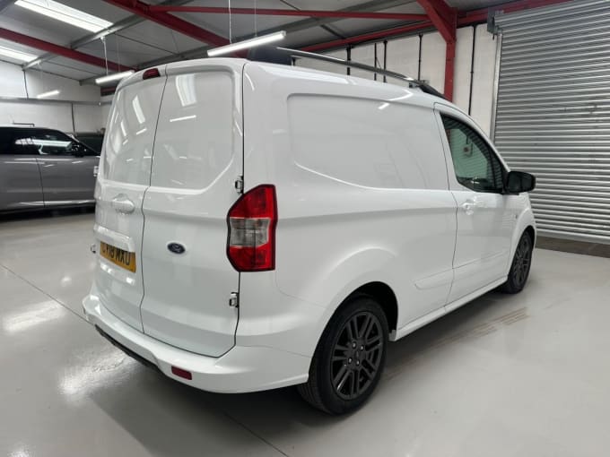 2025 Ford Transit Courier