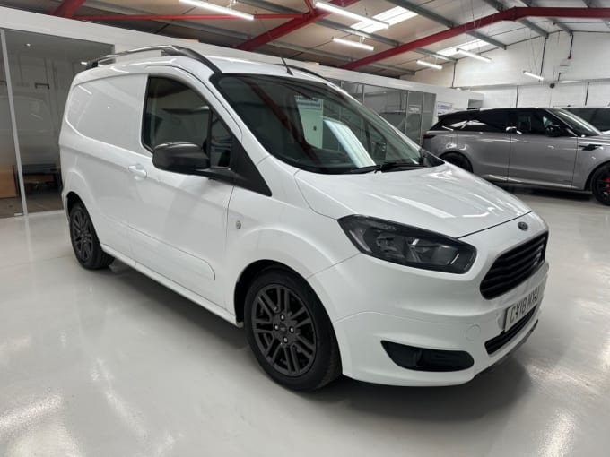 2025 Ford Transit Courier