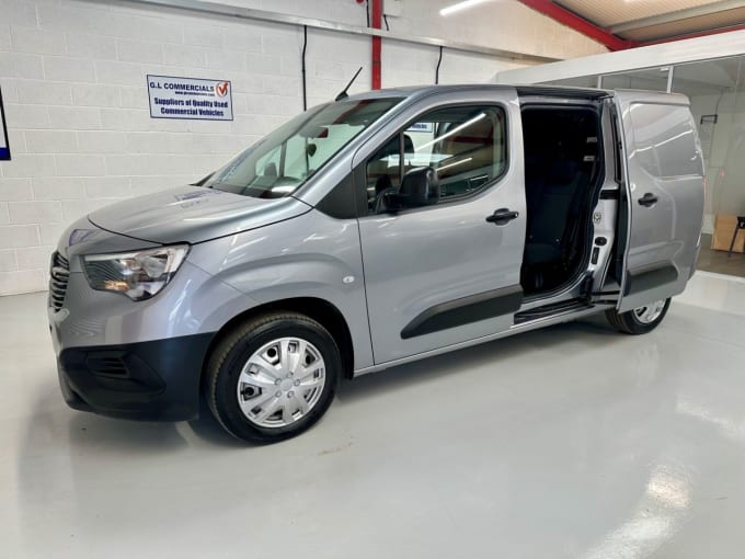 2025 Vauxhall Combo