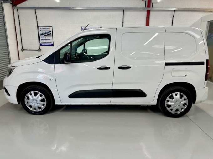 2025 Vauxhall Combo