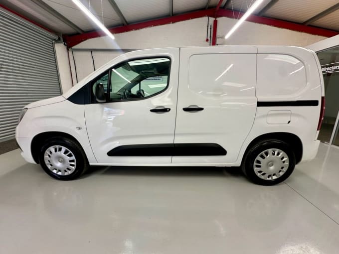 2025 Vauxhall Combo