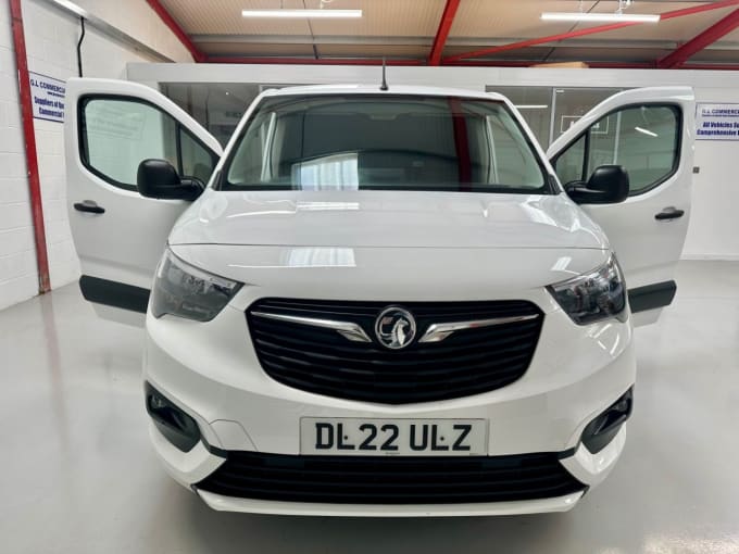 2025 Vauxhall Combo