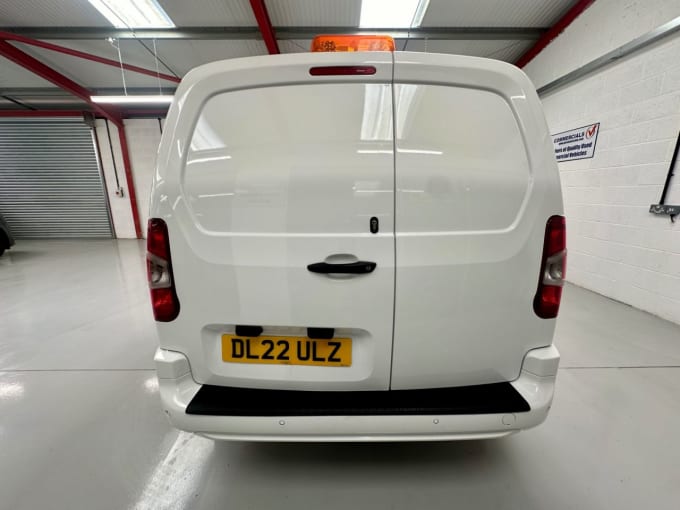 2025 Vauxhall Combo