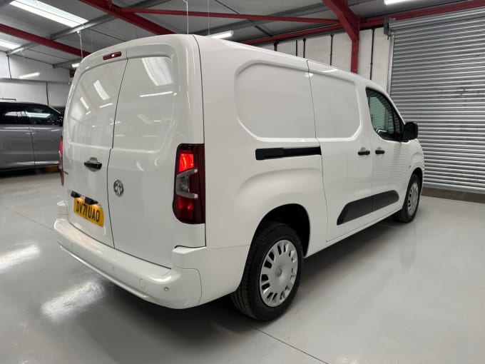 2025 Vauxhall Combo