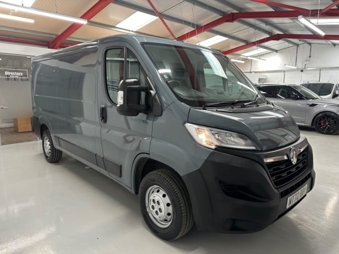 2025 Vauxhall Movano