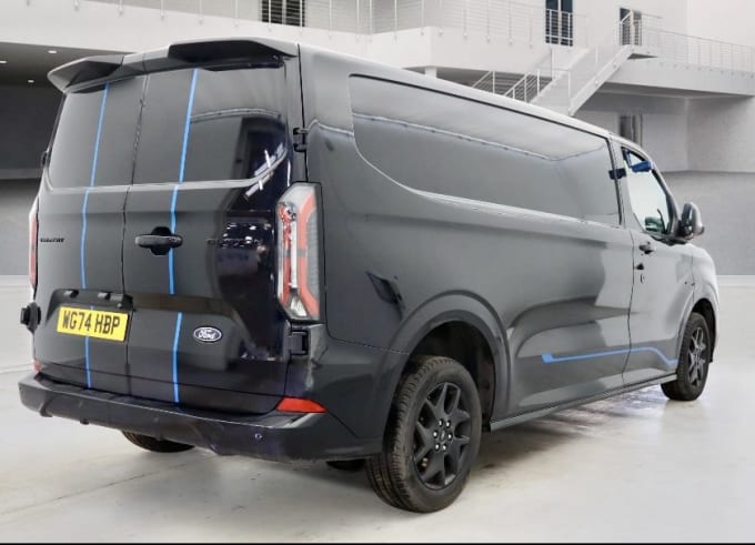 2025 Ford Transit Custom