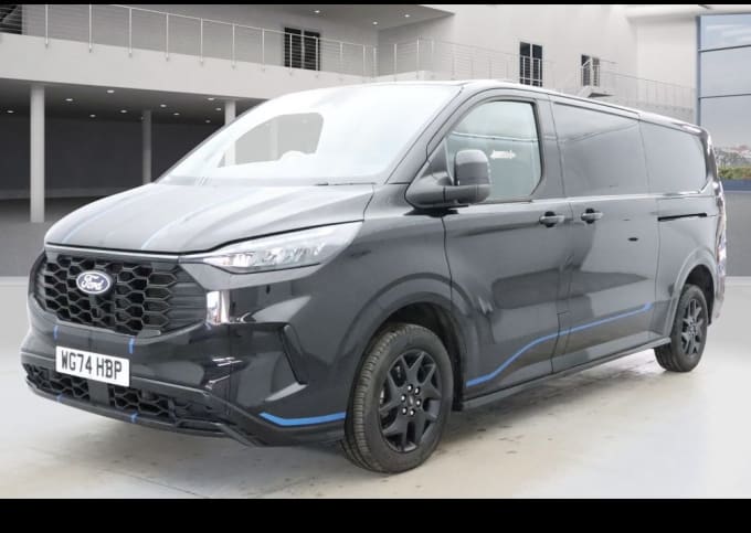 2025 Ford Transit Custom