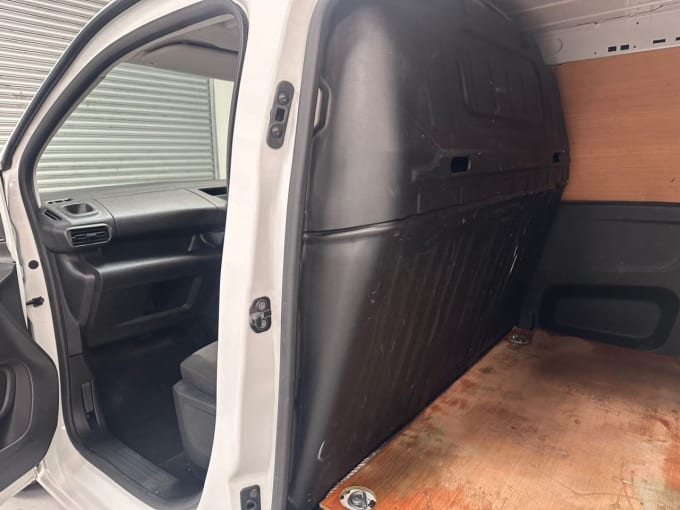 2025 Vauxhall Combo