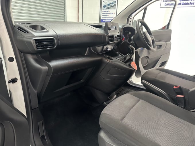 2025 Vauxhall Combo